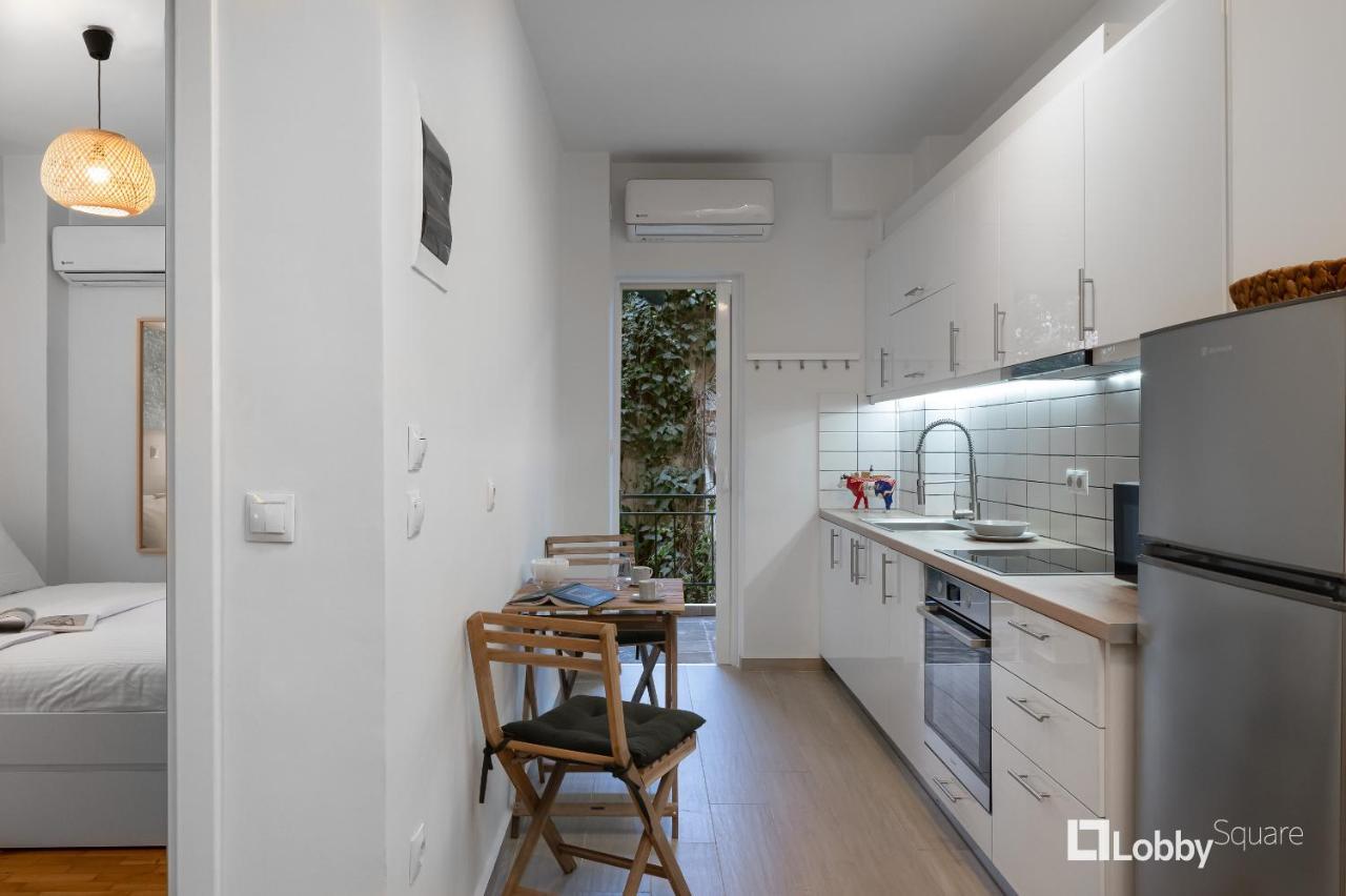 Aether Apartment By Lobbysquare Athena Bagian luar foto